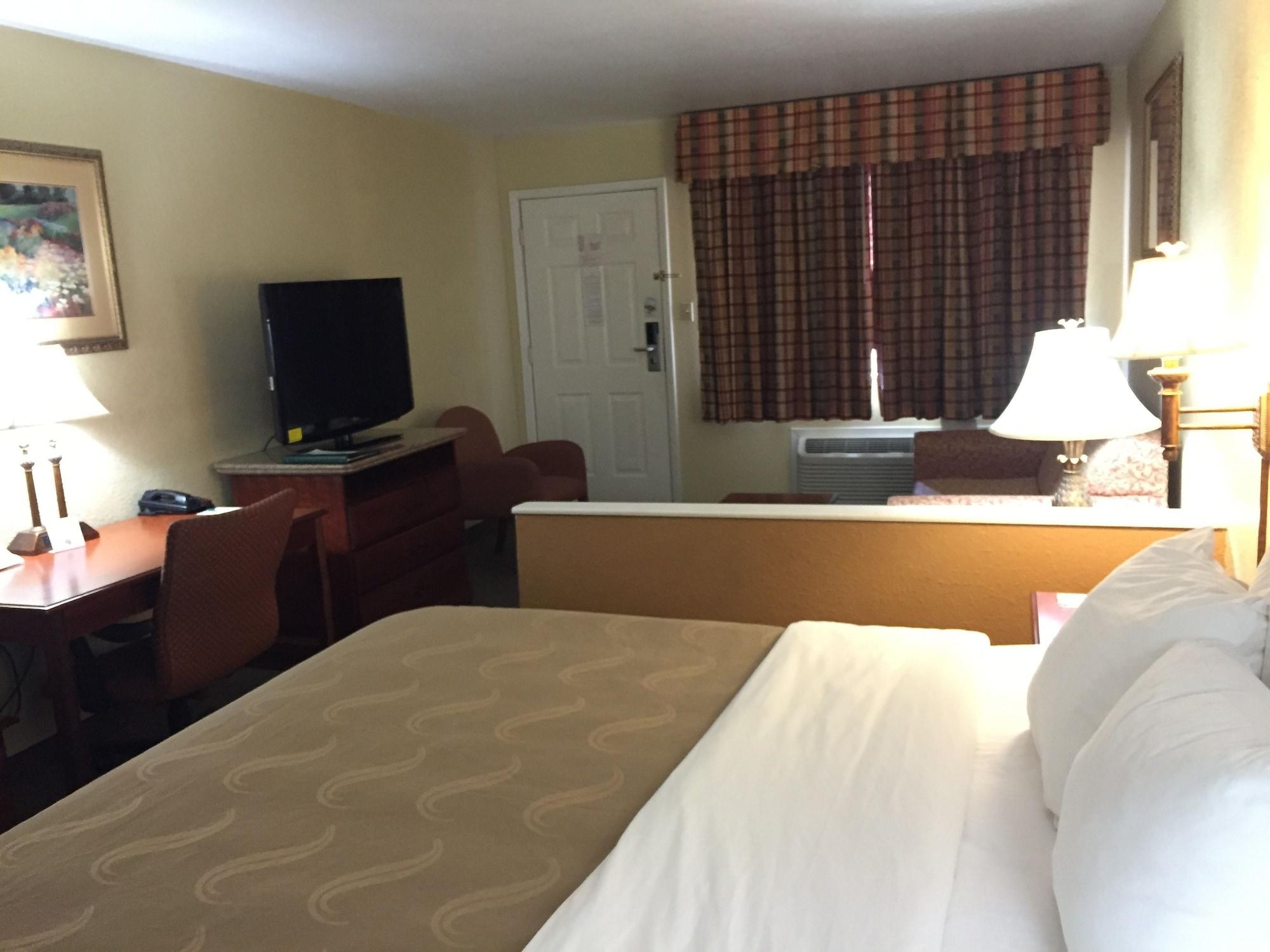 Econo Lodge Inn & Suites Eagle Pass Eksteriør bilde