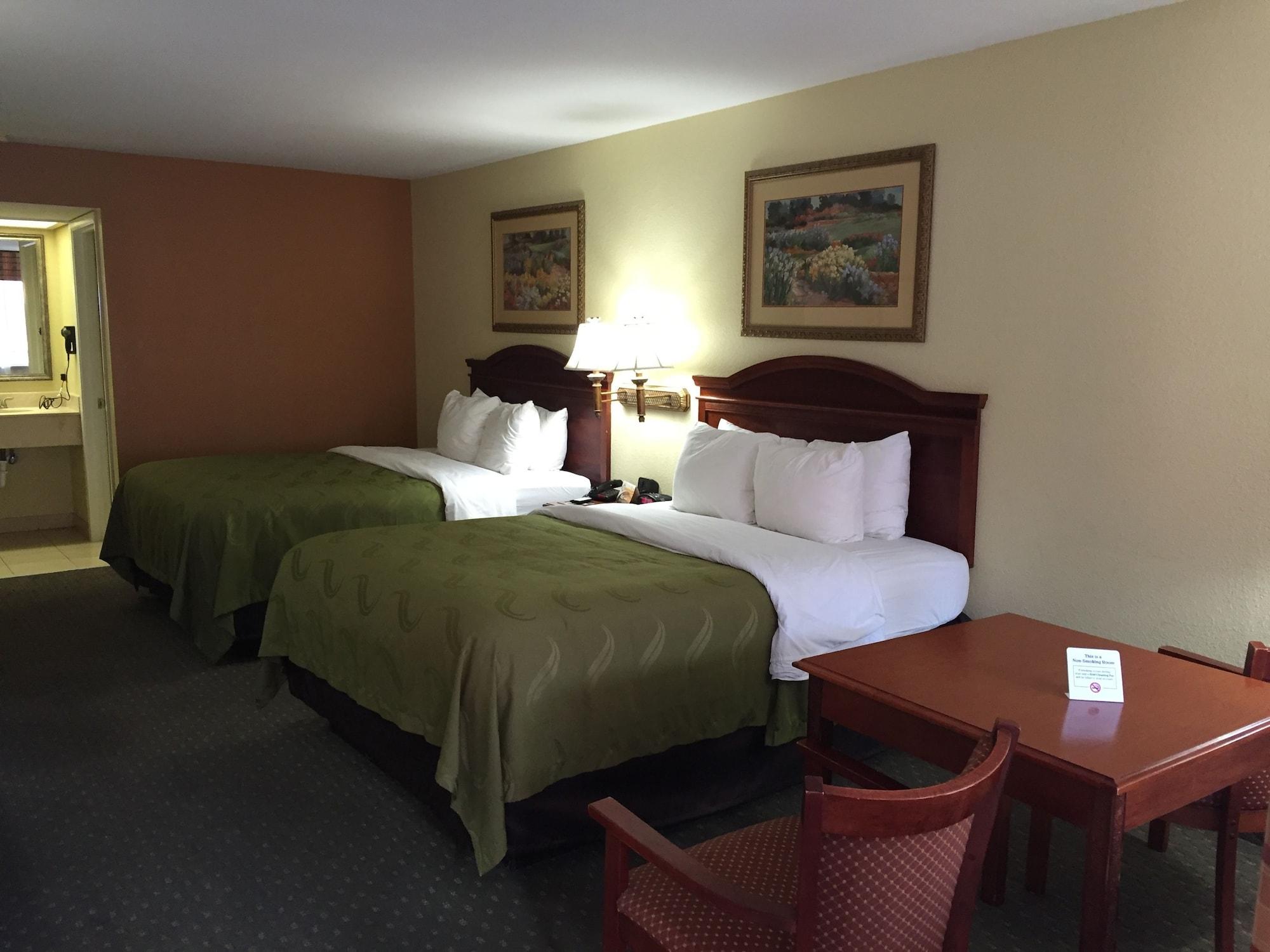 Econo Lodge Inn & Suites Eagle Pass Eksteriør bilde