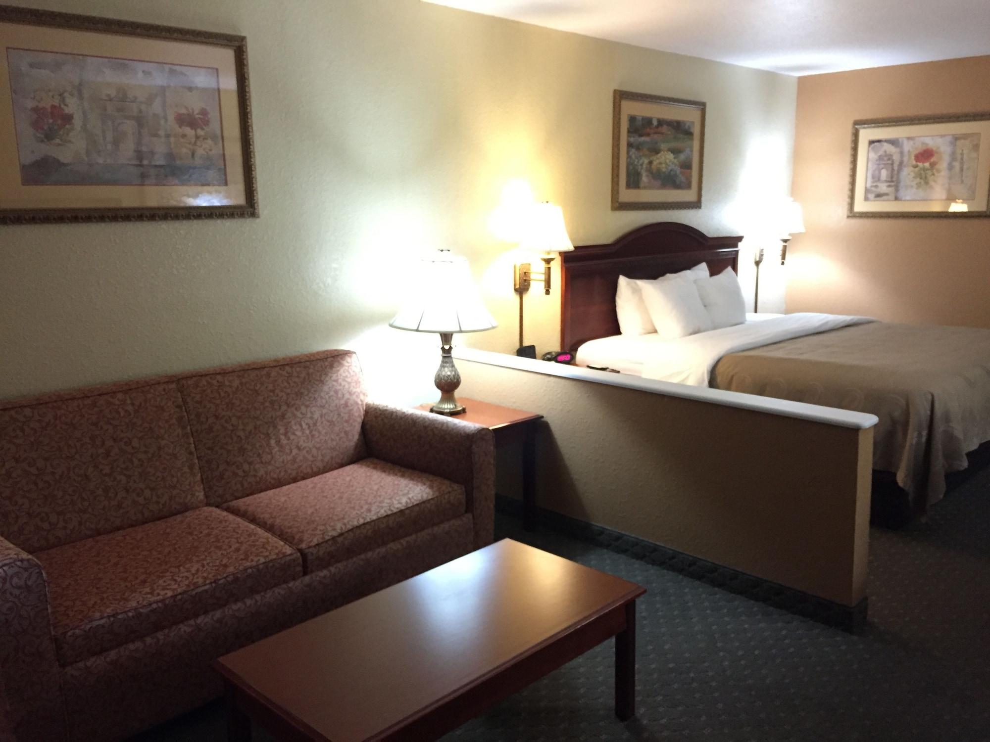 Econo Lodge Inn & Suites Eagle Pass Eksteriør bilde