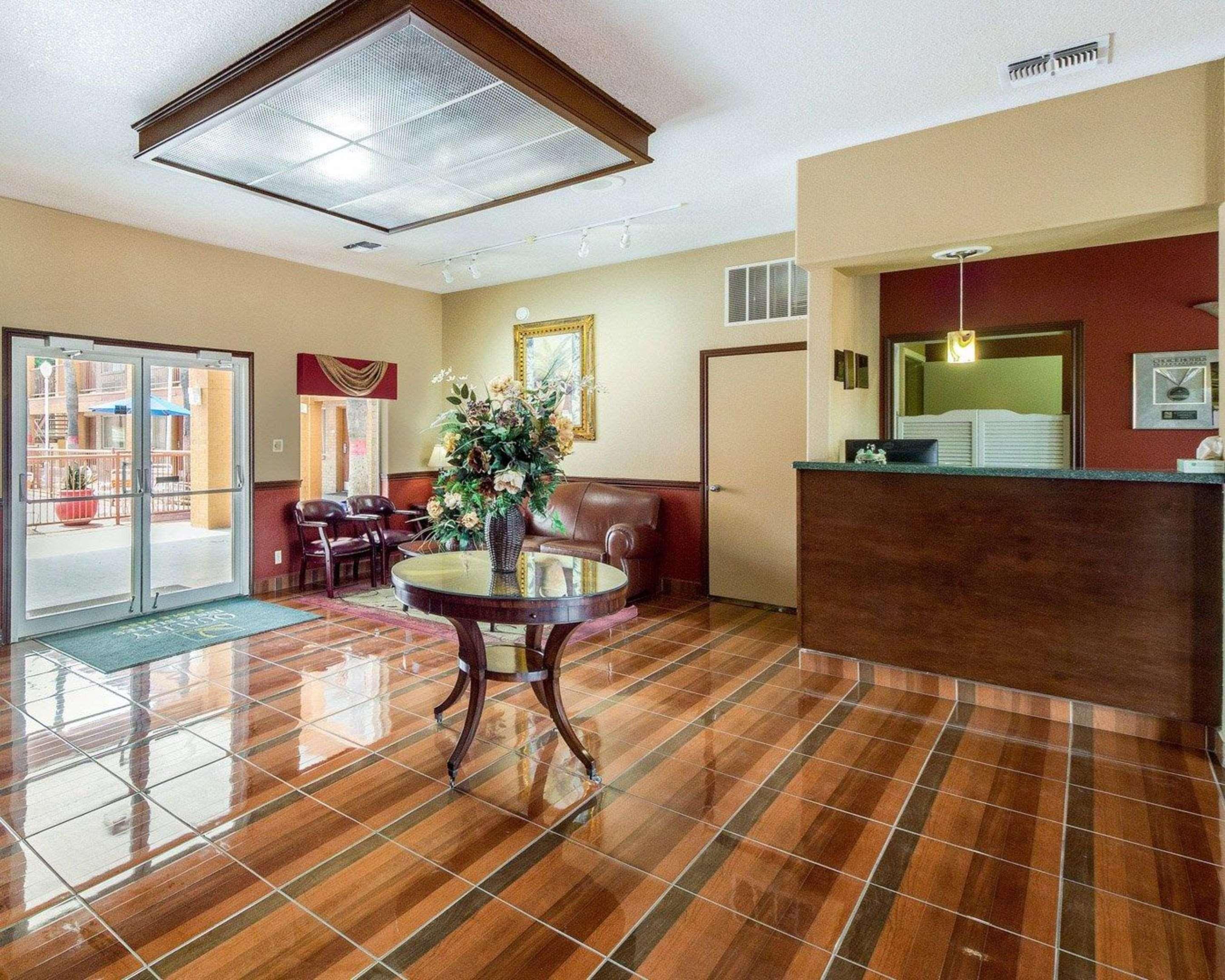 Econo Lodge Inn & Suites Eagle Pass Eksteriør bilde