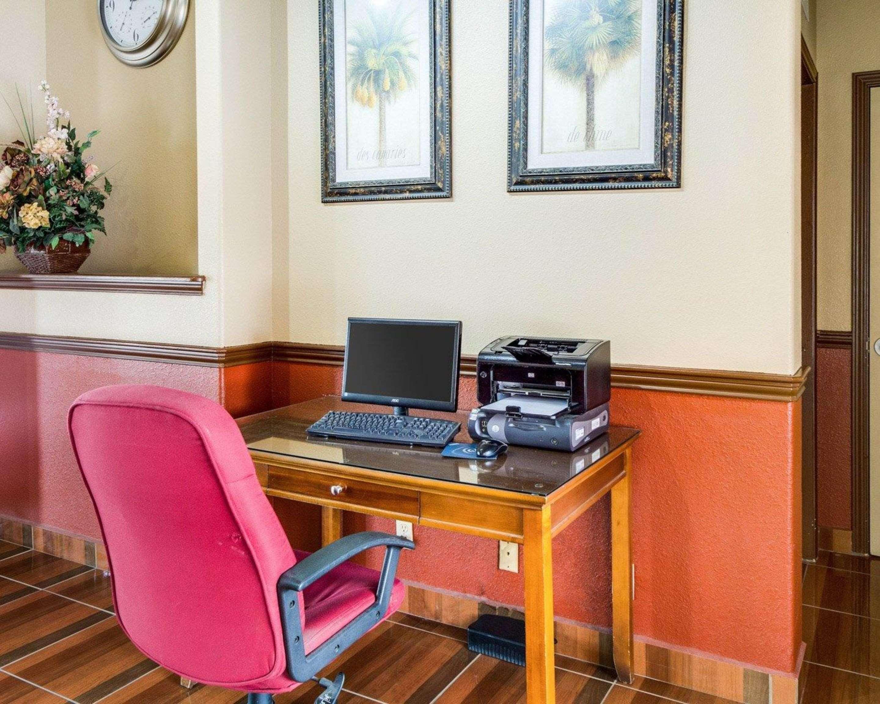Econo Lodge Inn & Suites Eagle Pass Eksteriør bilde