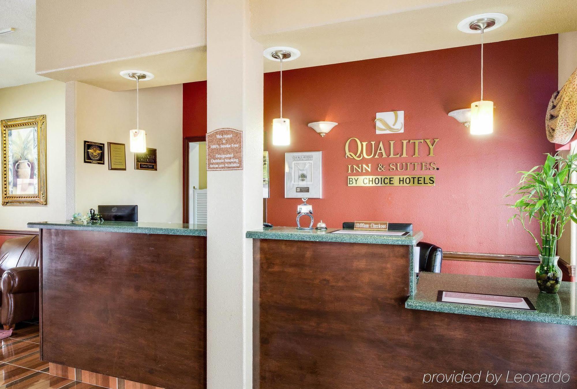 Econo Lodge Inn & Suites Eagle Pass Eksteriør bilde