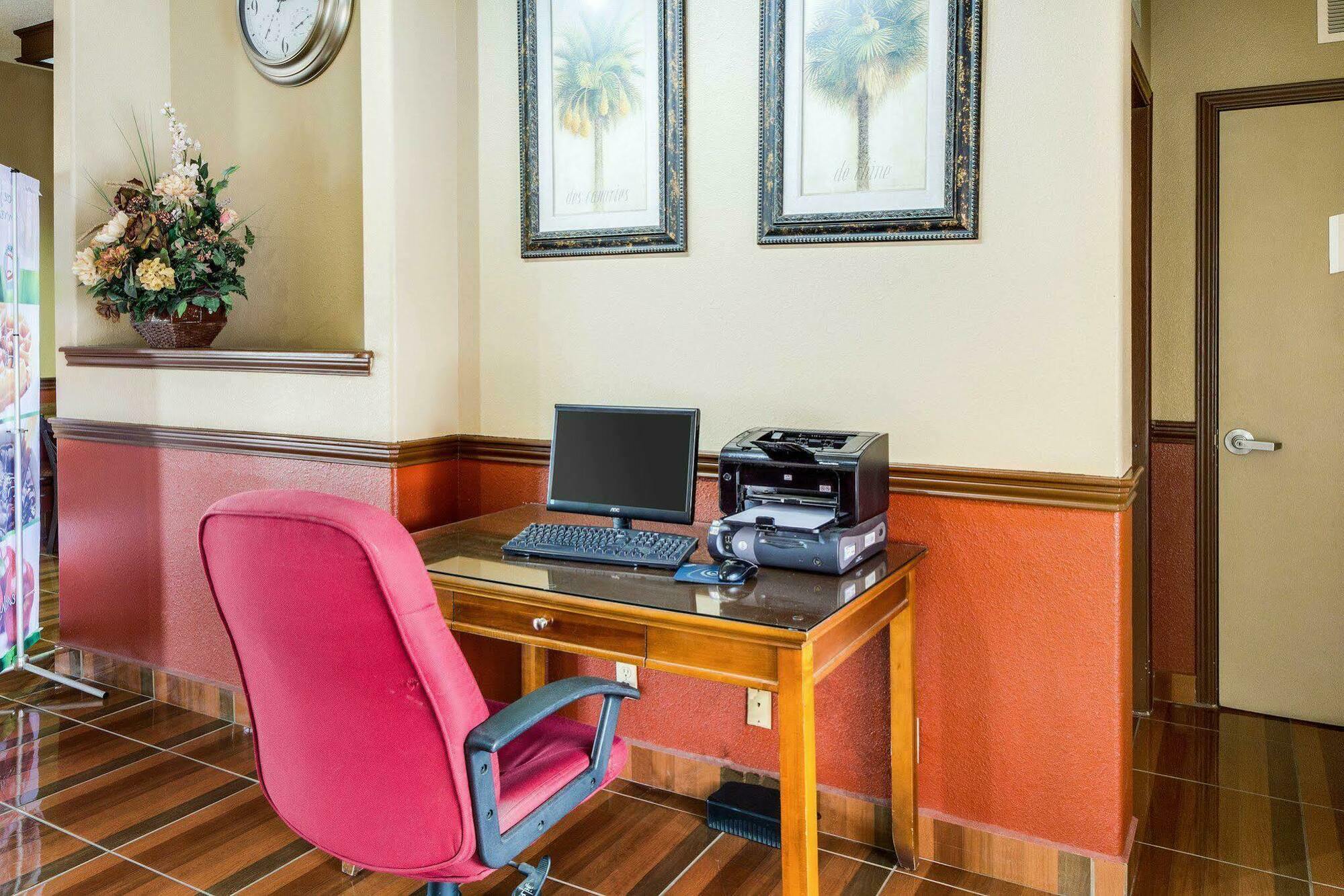 Econo Lodge Inn & Suites Eagle Pass Eksteriør bilde
