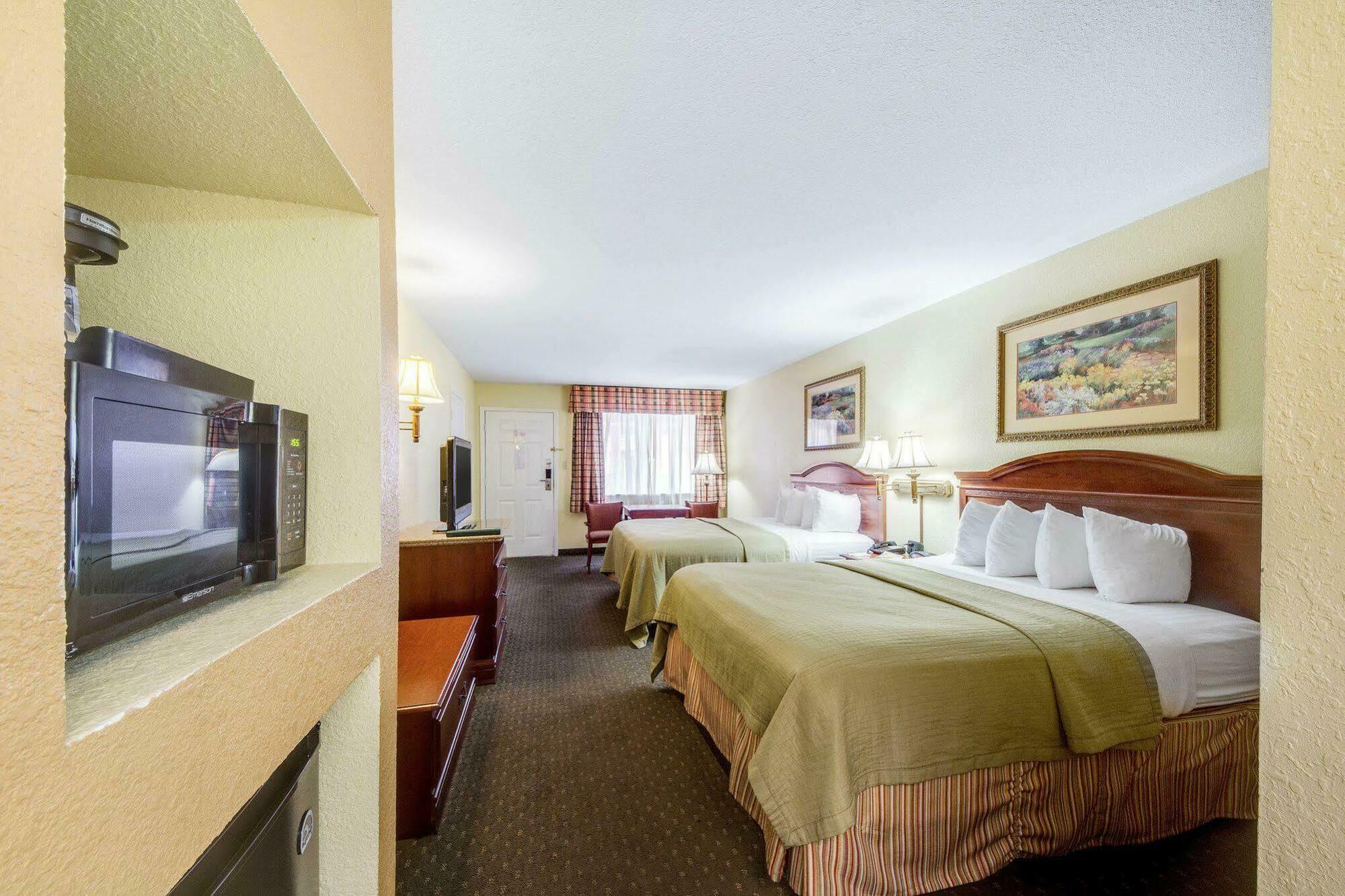 Econo Lodge Inn & Suites Eagle Pass Eksteriør bilde